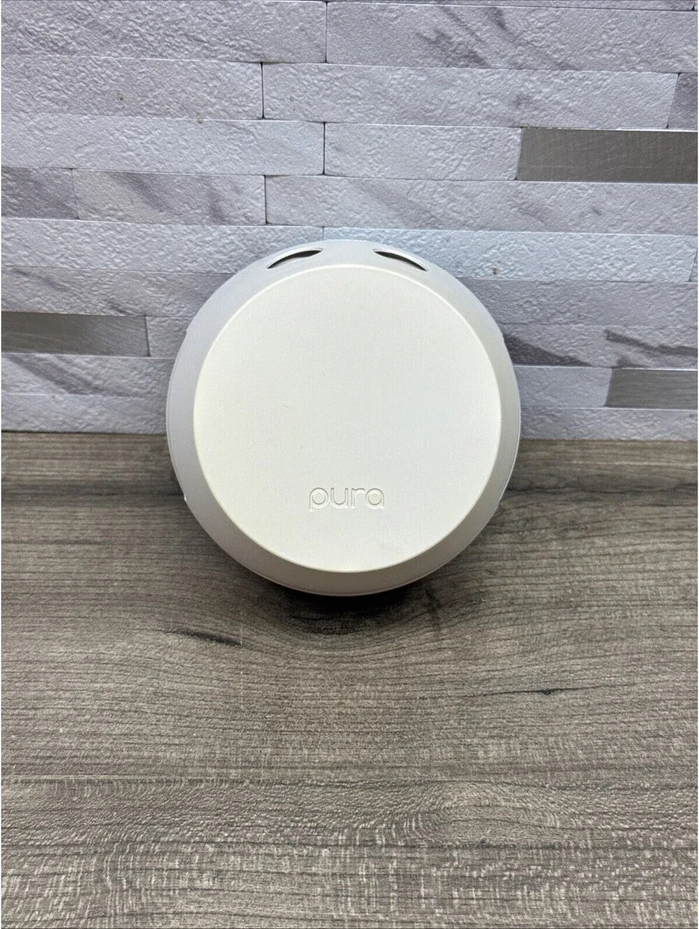 PURA 4 Electric Wall Plug-In Diffuser ~ 810-00016 Matte White ~ Made In 2025